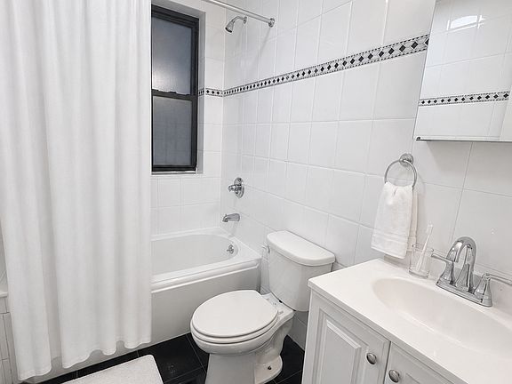 5th image of 425 Riverside Dr #7DD