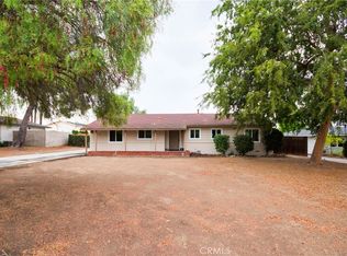 910 W Valencia Mesa Dr, Fullerton, CA 92835