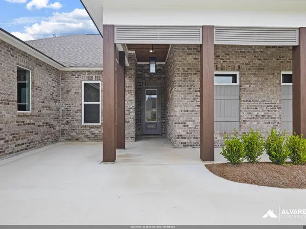 9921 Oak Colony Dr, Baton Rouge, LA 70817