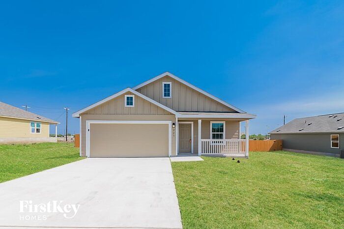 1st image of 223 Agave Cir