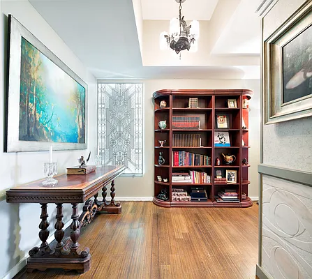 Sold by Compass | media 18