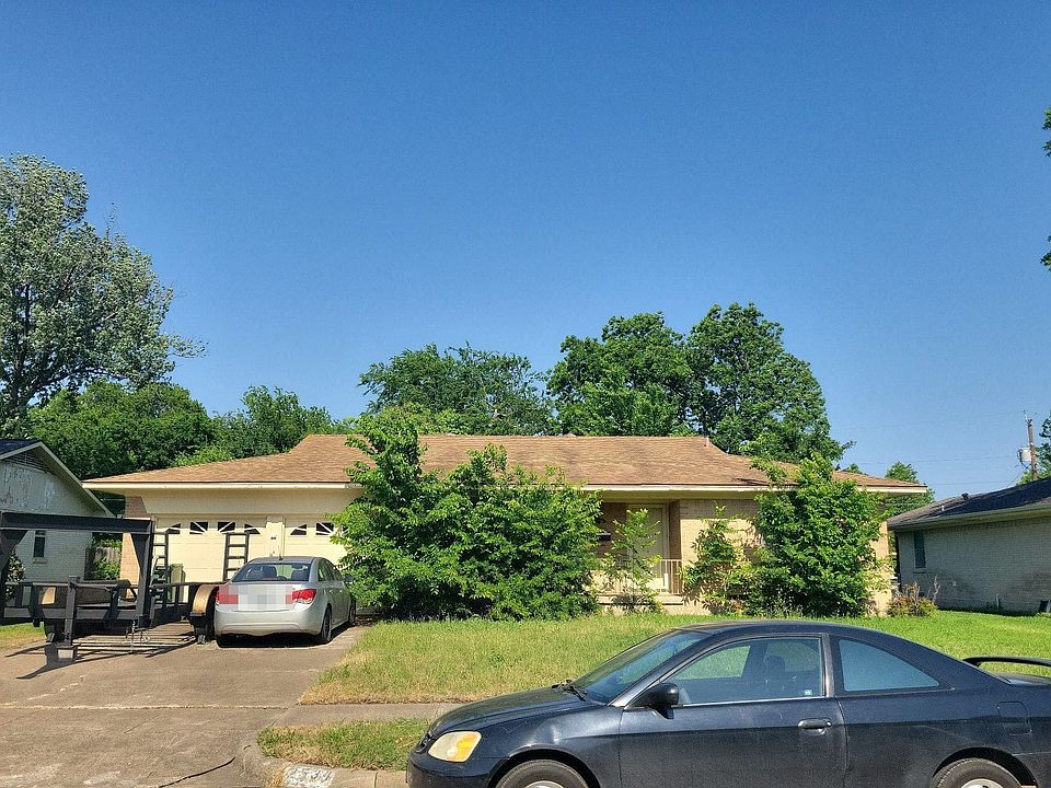 1st image of 2534 Ridgecrest Dr