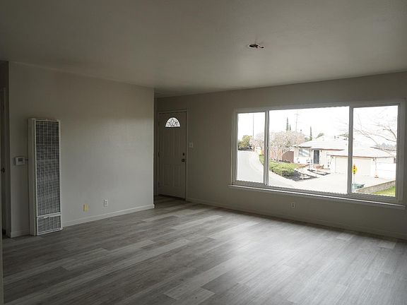 5th image of 1115 Sereno Drive