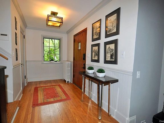 4th image of 48 Charlotte Pl