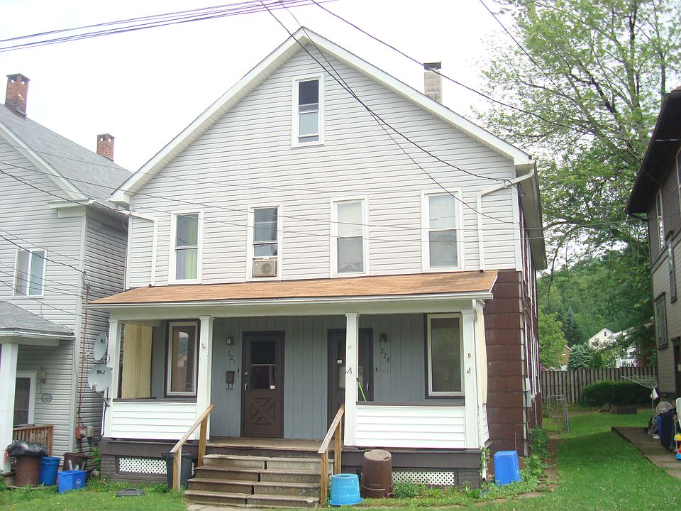 1st image of 223 Davis St