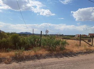 404 Byrum Rd, Chaparral, NM 88081