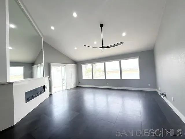 6 Kingston Ct E — Photo 60