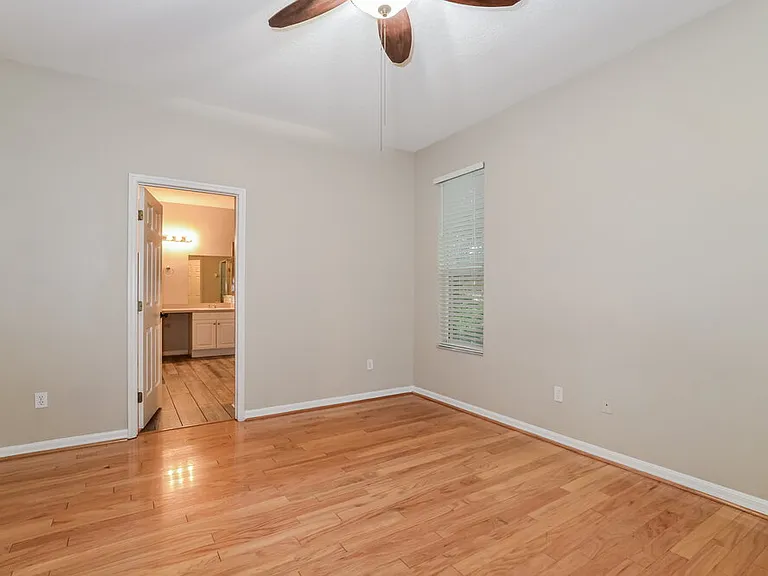 1605 Golfside Village Ct — Photo 9