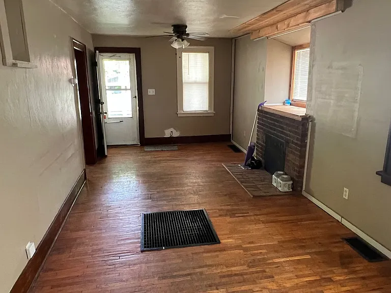 511 N Garfield Ave — Photo 6