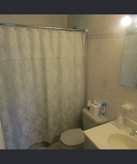 215 Albany Ave — Photo 11