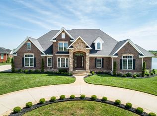628 Fairway Dr, Lebanon, KY 40033