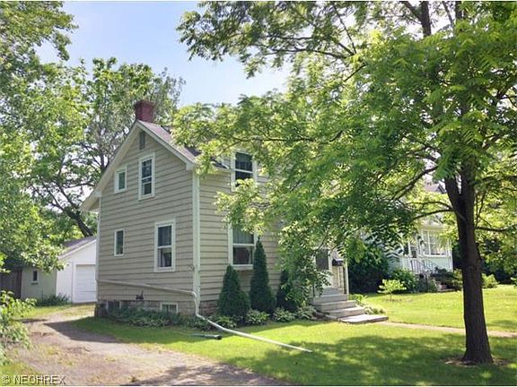 2nd image of 361 E College St