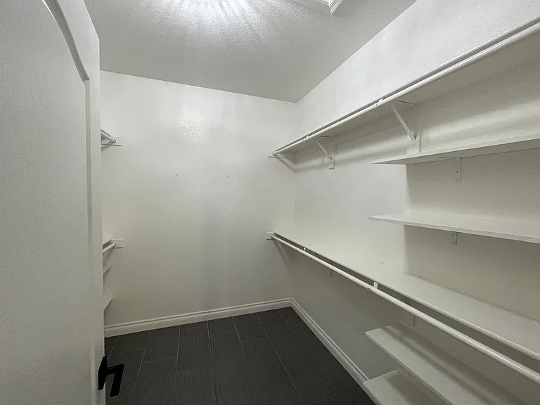 2670 E Hulet Dr — Photo 22