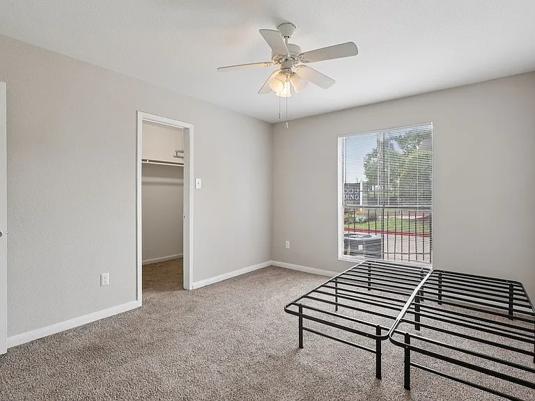 9850 S Kirkwood Rd — Photo 22