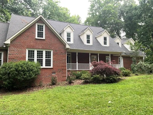 4509 Oakmoor Dr, Greensboro, NC 27406