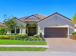 8446 Viale Cir, Naples, FL 34114