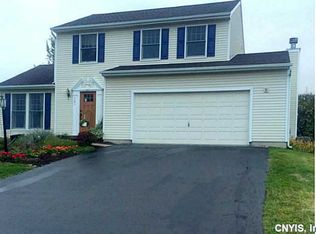 101 Bette Cir, Chittenango, NY 13037