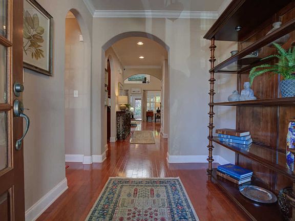 4th image of 413 Grove Branch Ln