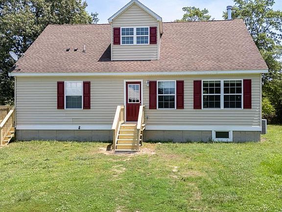 2nd image of 573 Old Farm Ln