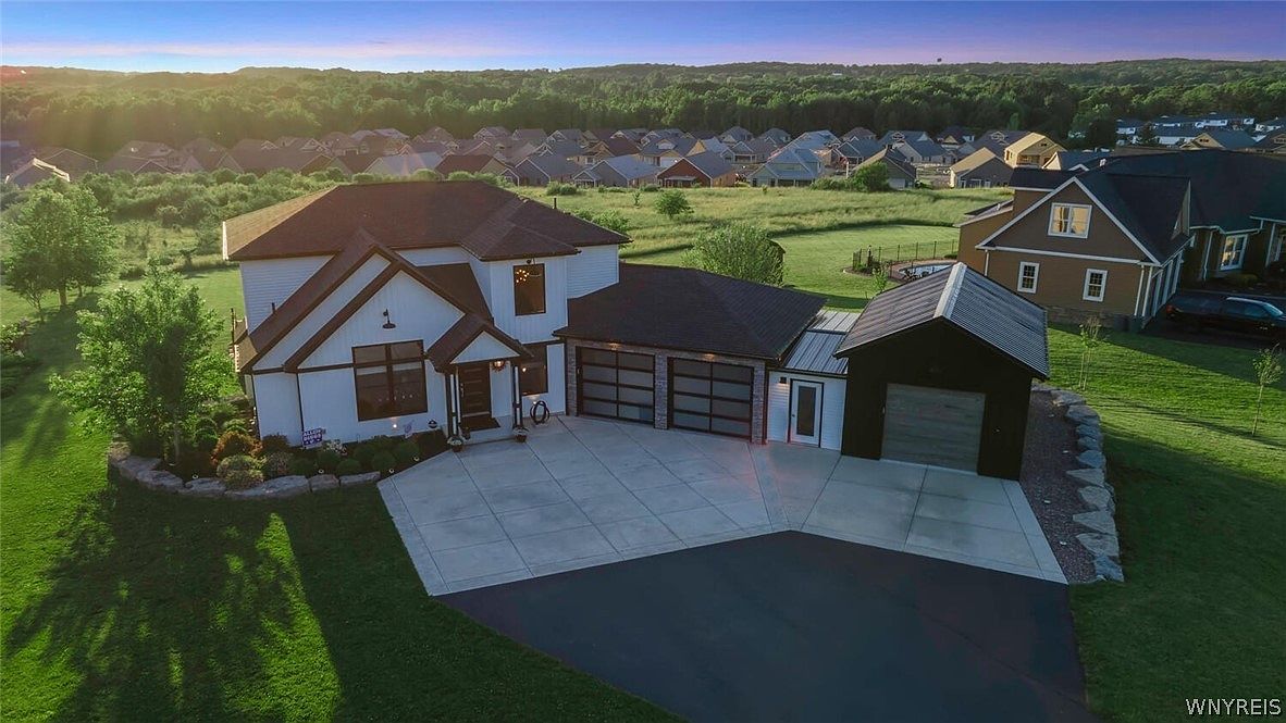 569 Mill Rd, East Aurora, NY 14052 Zillow