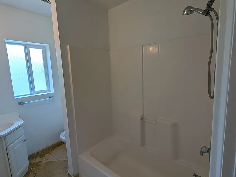 14301 Mill Ct #3 — Photo 2