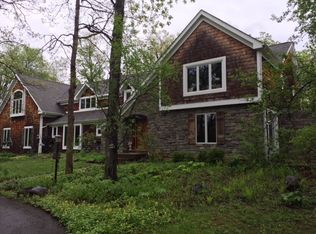 4716 Sunnyside Rd, Woodstock, IL 60098