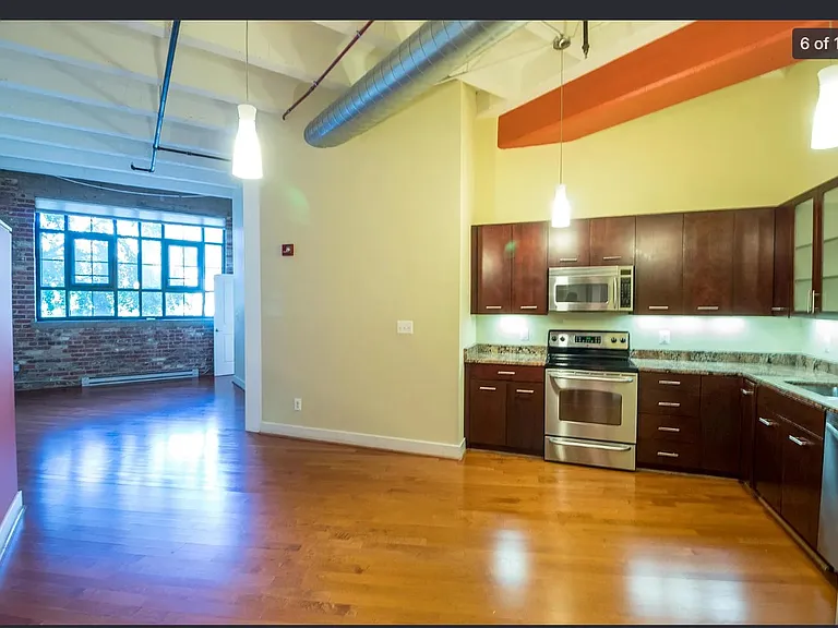 1701 Kalorama Rd NW — Photo 3