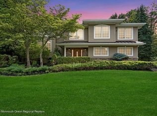 10 Cypress Ln, Marlboro, NJ 07746