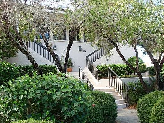 2nd image of 1801 Mariner Dr APT 19