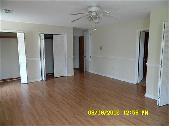 2nd image of 2824 Carolyn Sue Dr