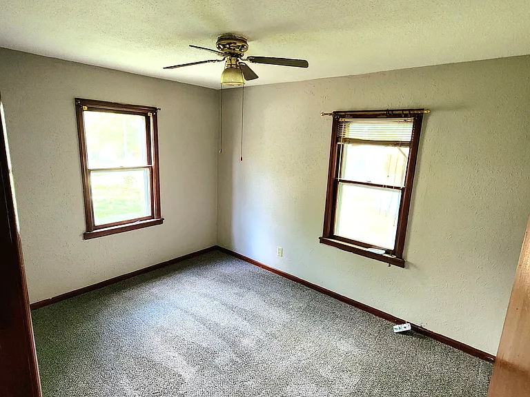 6913 Brint Rd — Photo 5