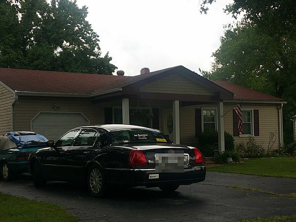 2nd image of 1025 Dauphine Ln