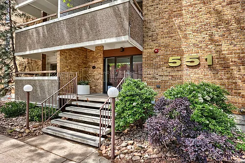 551 N Pearl St #303 Photo 1