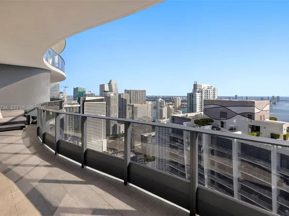 1000 Brickell Plz #Penthouse 5403, Miami, FL 33131