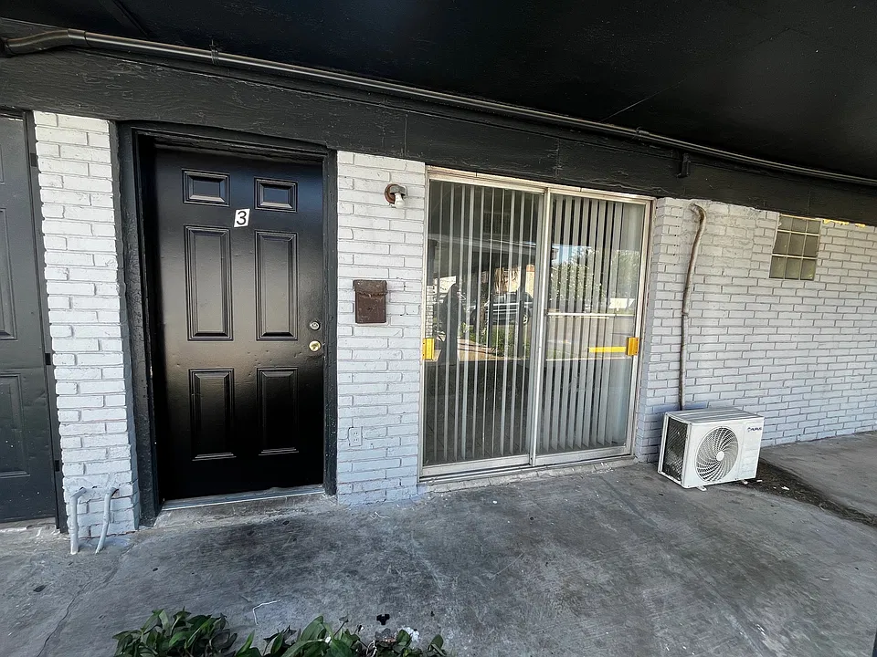 1101 Hibiscus Ave