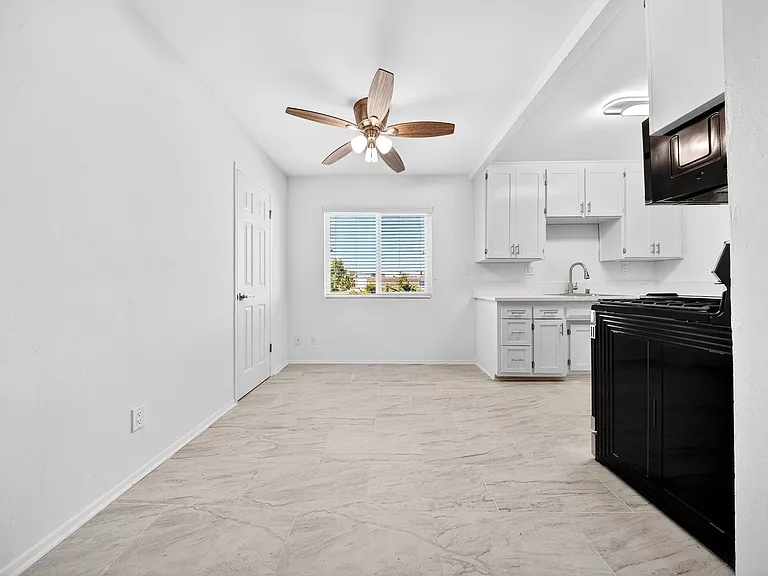 2010 S. Garth Ave. — Photo 13