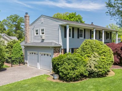 1 Karin Court, East Northport, NY, 11731