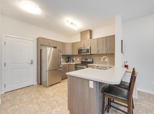 1820 Rutherford Rd SW #120, Edmonton, AB T6W2K6