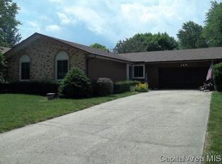 148 Tamarisk Dr, Springfield, IL 62704