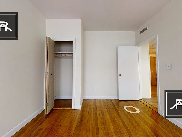 1133 Commonwealth Ave #5 — Photo 20