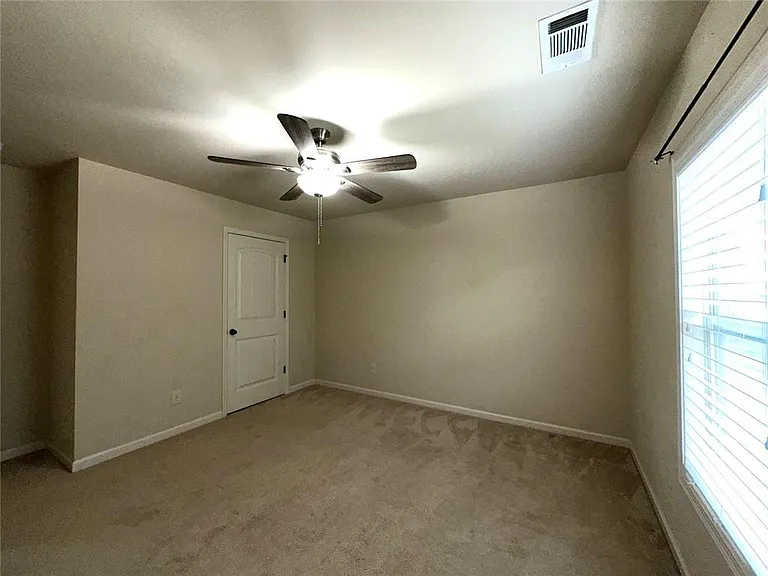 1365 Delo Ln — Photo 30