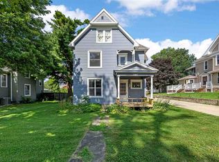 1806 8th Ave, Belle Plaine, IA 52208