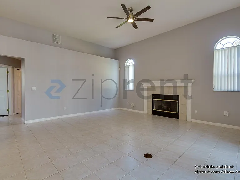 10443 Emerald Woods Ave — Photo 9