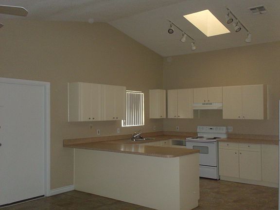 2nd image of 4990 E Imperial Ave