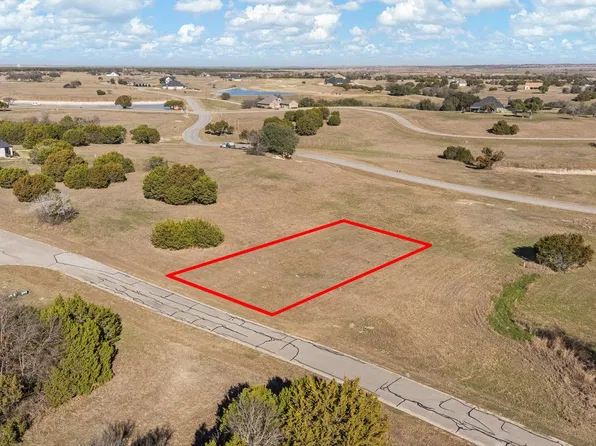 7449 Royal Winchester Dr, Cleburne, TX 76033