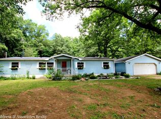 6611 Whipple St NE, Cedar Springs, MI 49319