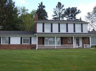 11311 Londonderry Dr, Washington, MI 48095