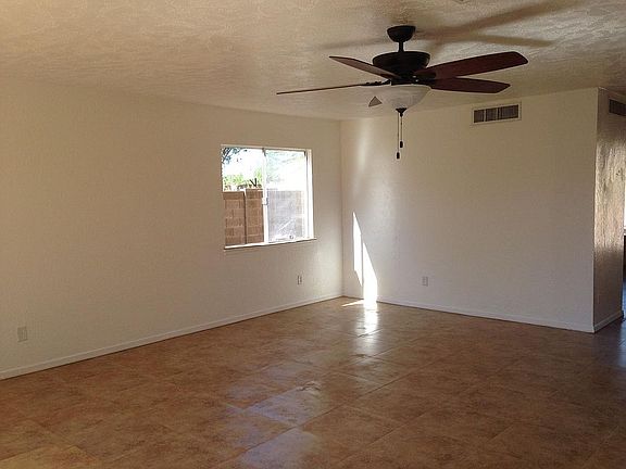 4th image of 7610 S Calle Del Lago