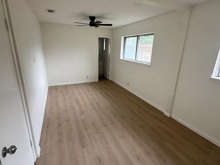 314 N Sparrow Way — Photo 7