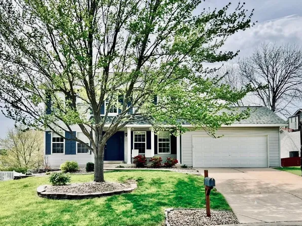 3147 Harpers Ferry Dr, O'Fallon, MO 63368